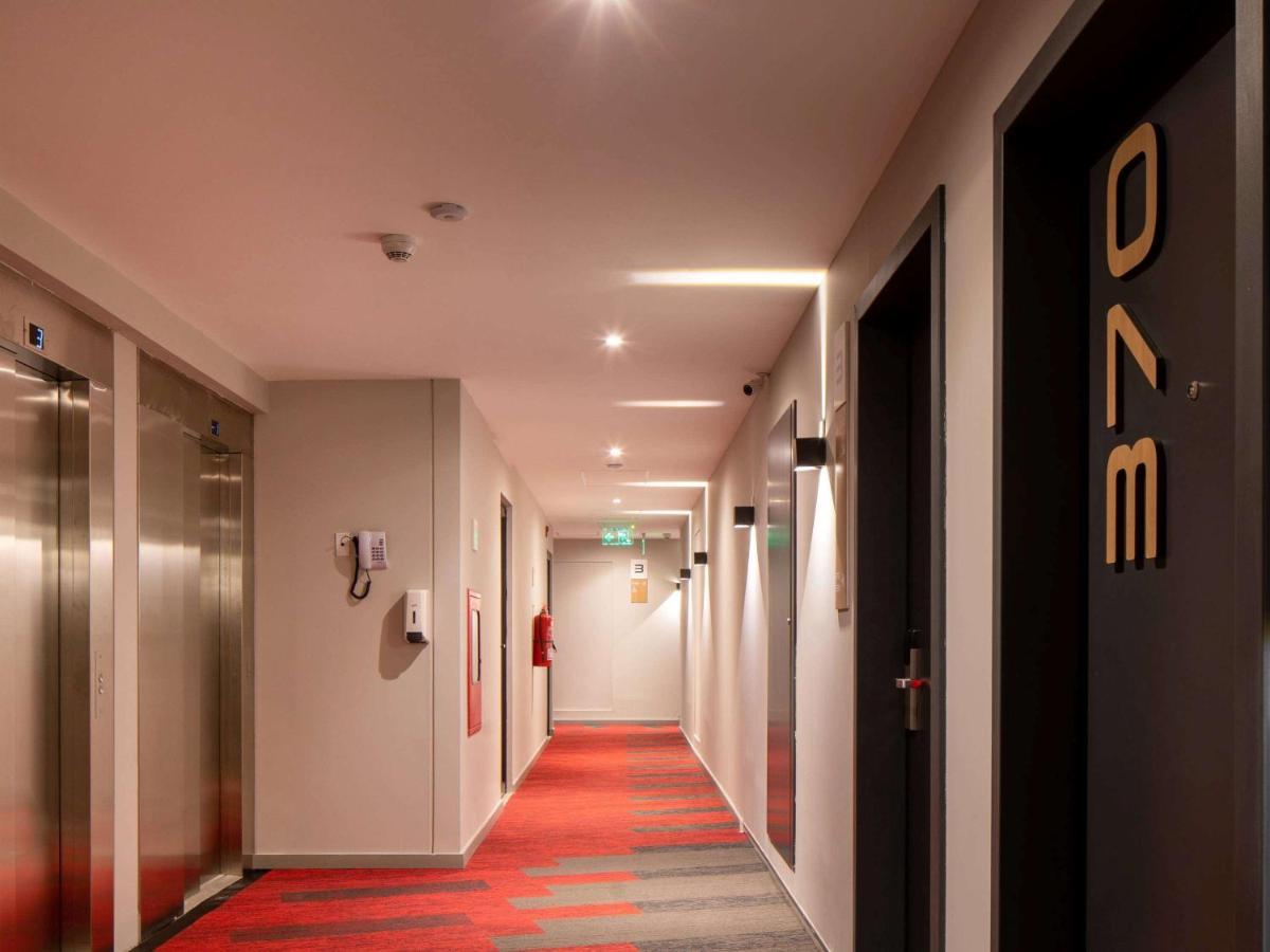 Отель Ibis Санта-Крус-де-ла-Сьерра Экстерьер фото